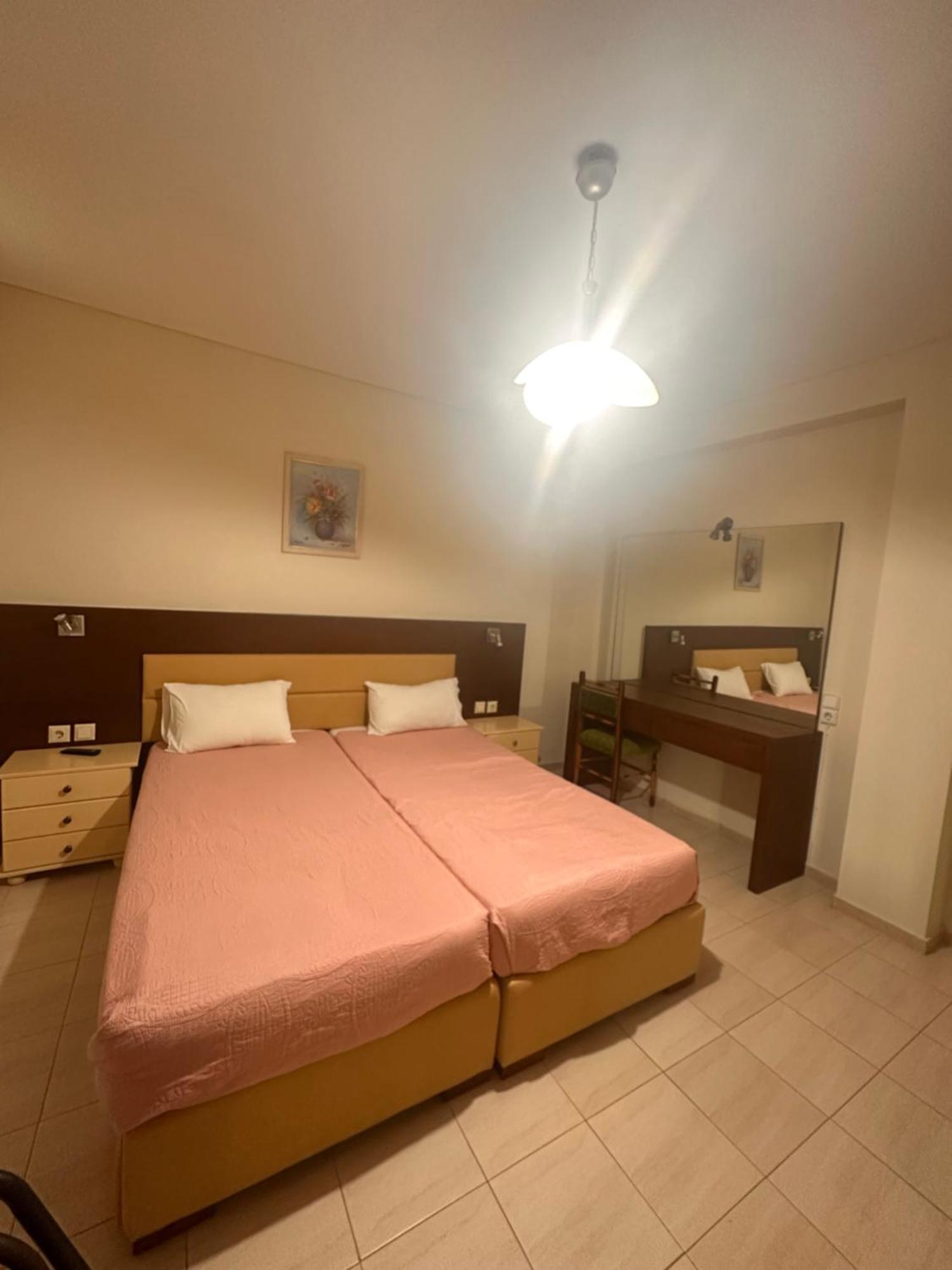 Ta Kalamakia Apartments Vatera Esterno foto